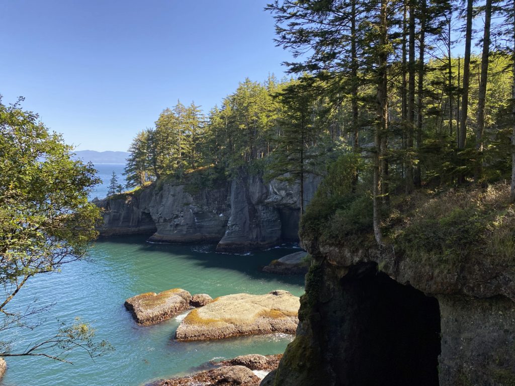 A sea cove at Cape Flattery